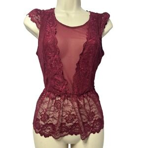 BKE Boutique Tank‎ Top Womens Small Red Lace Sheer Peplum Cap Sleeve Dressy
